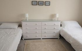 Spacious 2-Bed Apartment In Ruthin